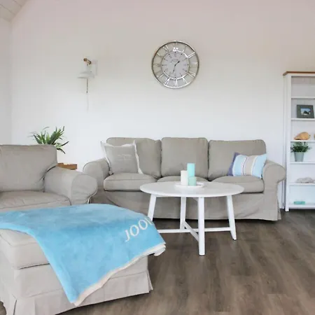 Apartament Tranquil With Garden *