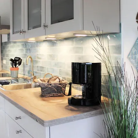 Tranquil With Garden Apartament *